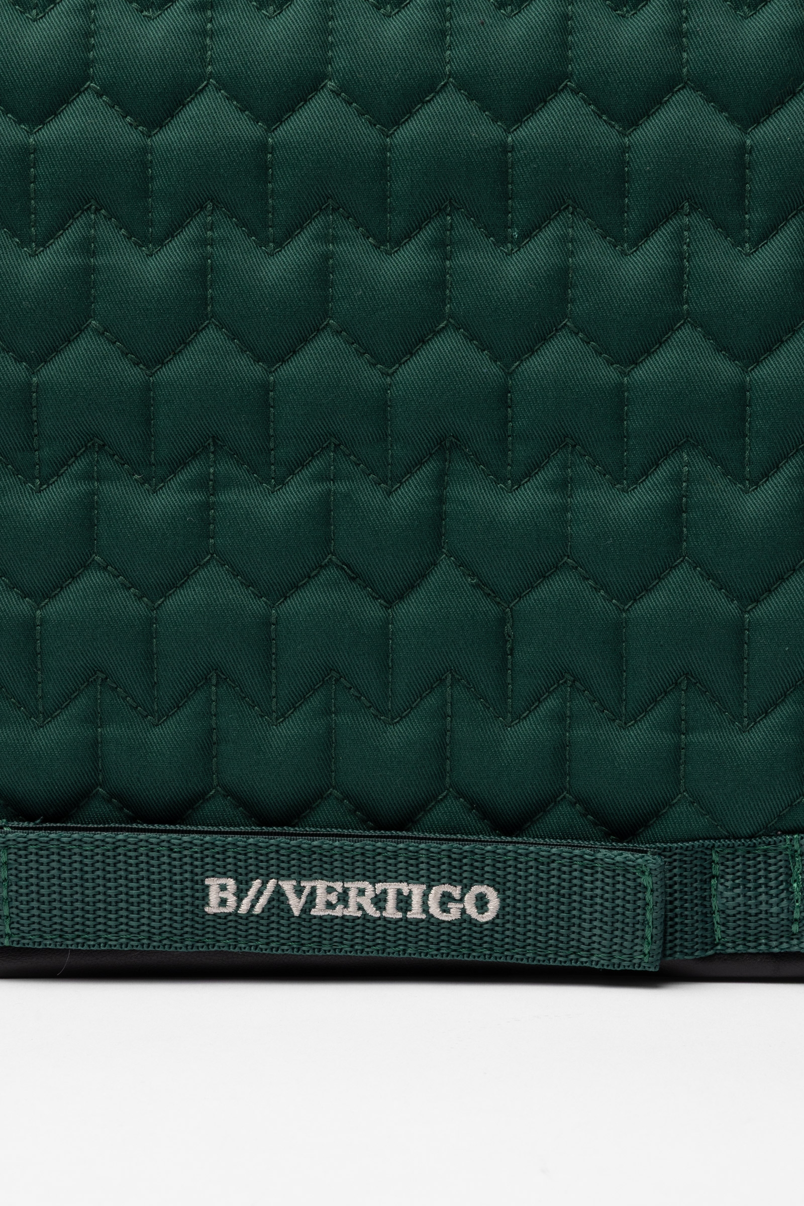B Vertigo Velvet Dressurschabracke