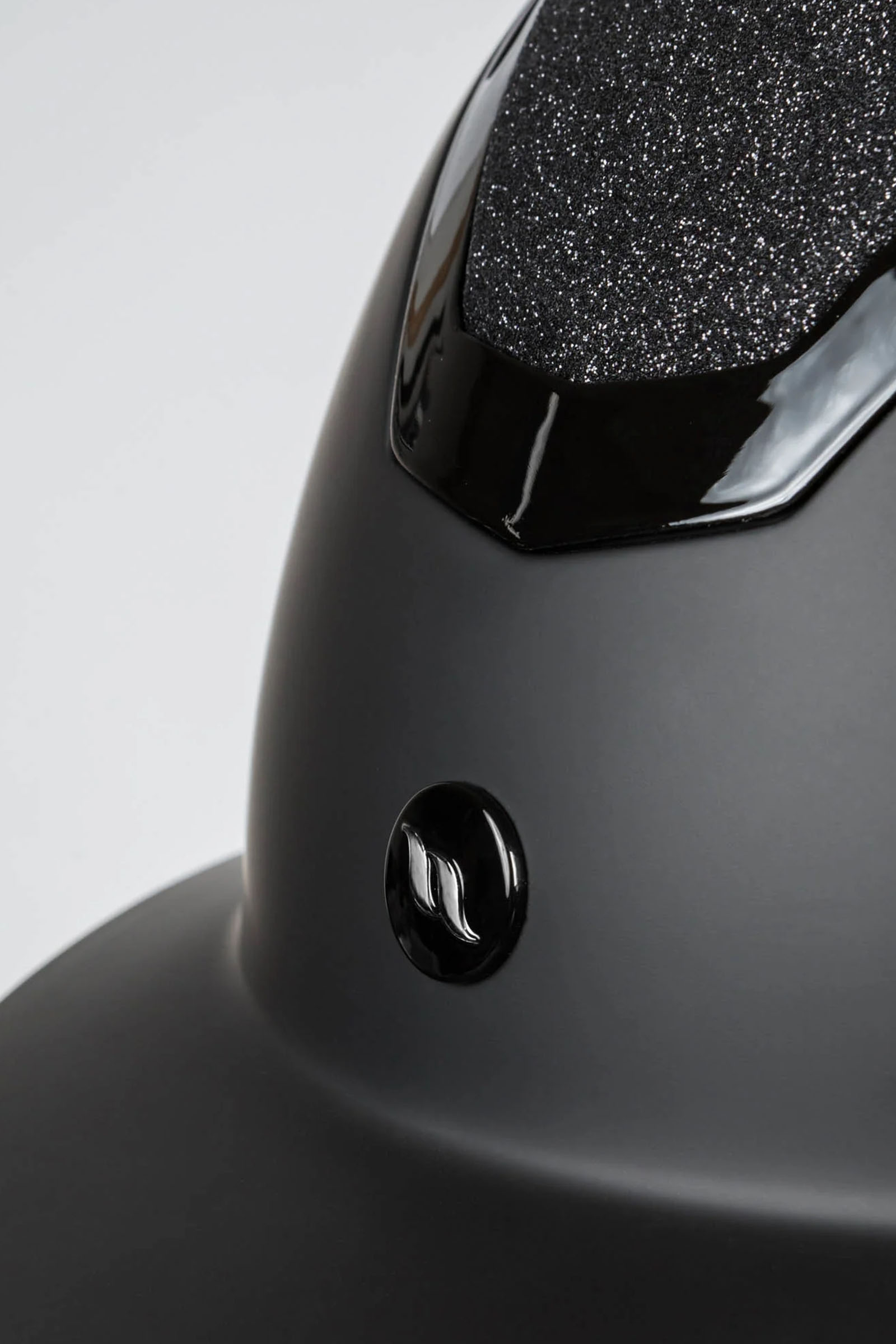 Back on Track Caracas Reithelm mit glatter Oberseite