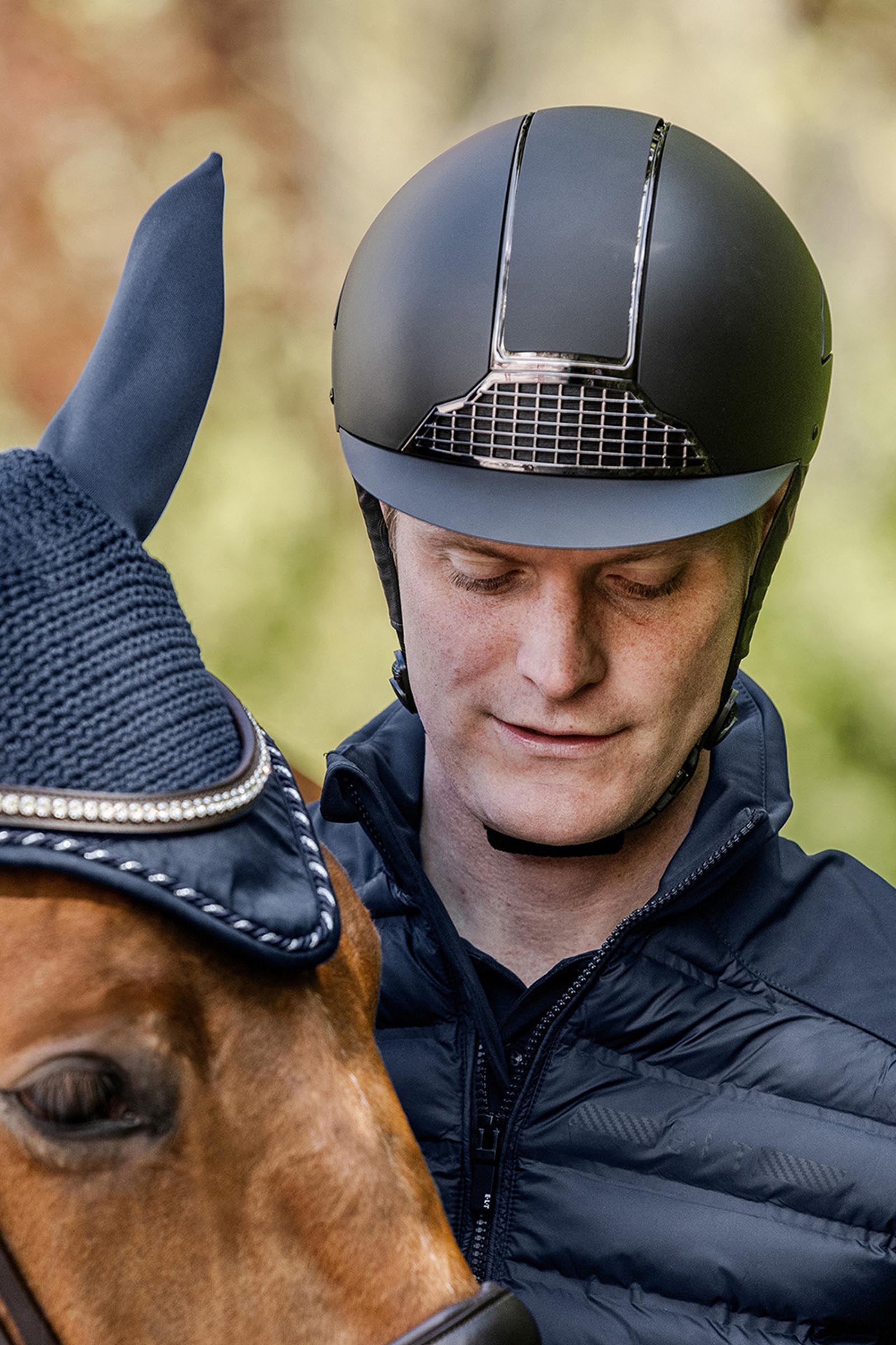 SWING H24 Chrome Reithelm