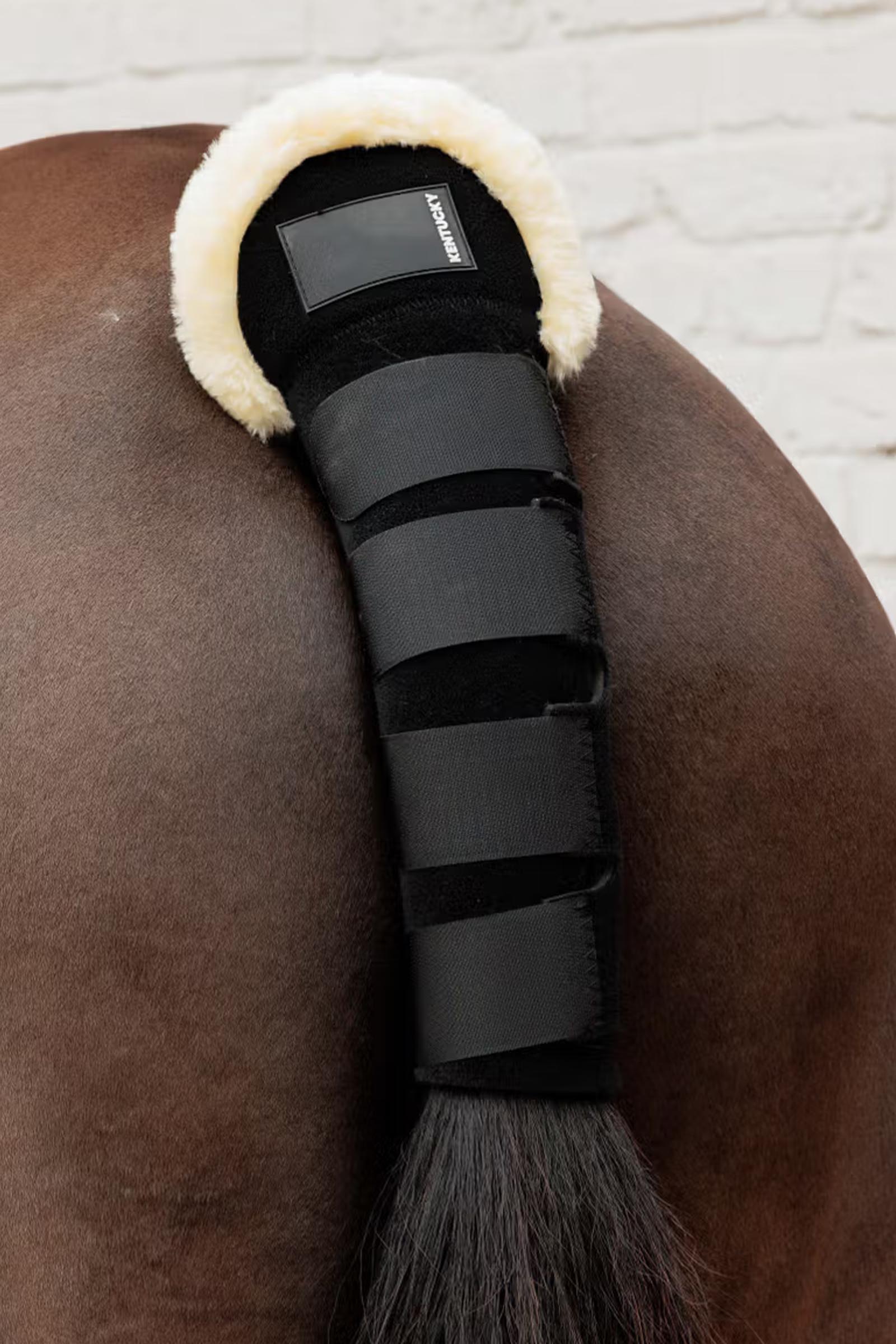 Kentucky Horsewear Schweifschutz aus Lammfell  