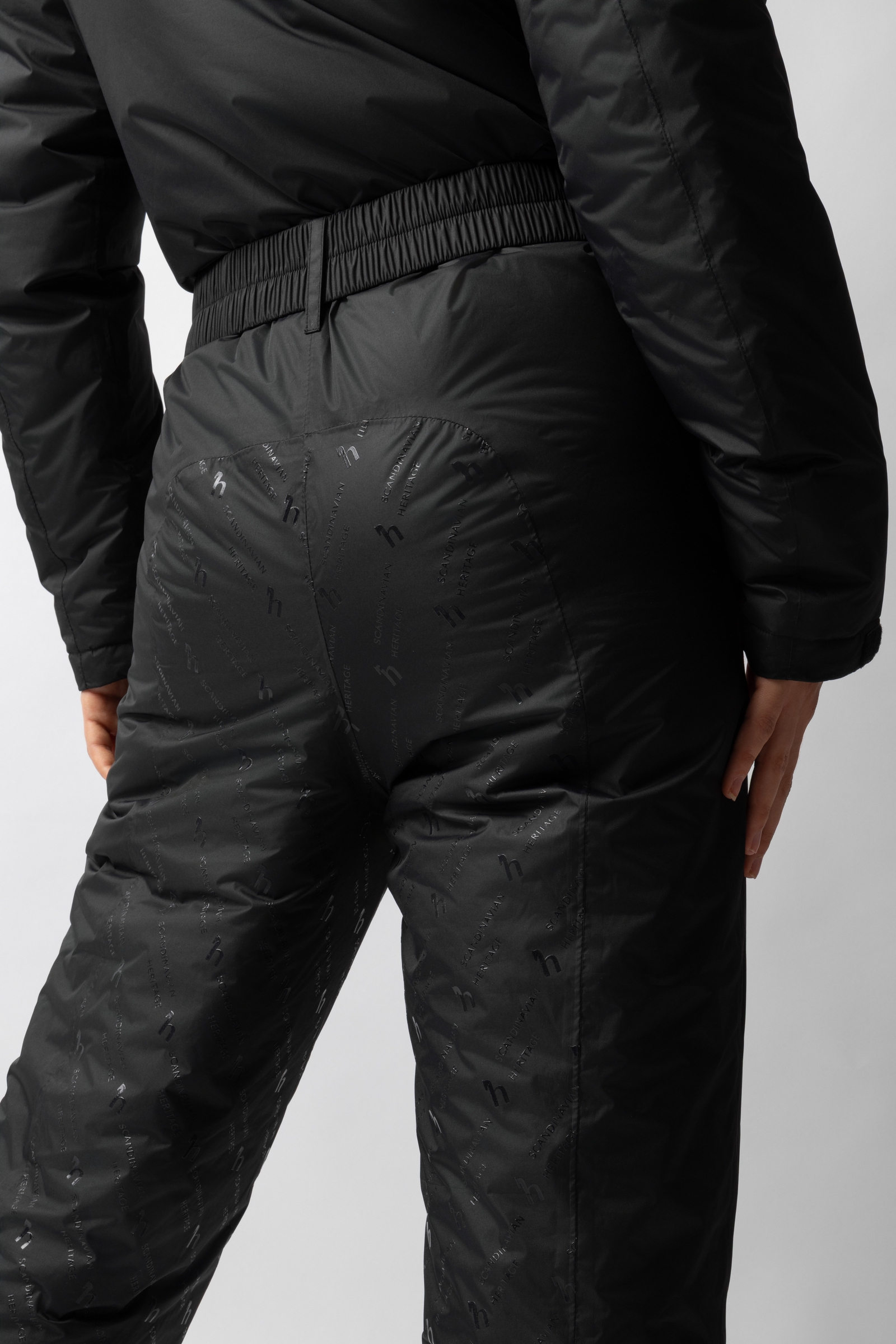 Horze Annica Damen wasserdichter gef&uuml;tterter Overall