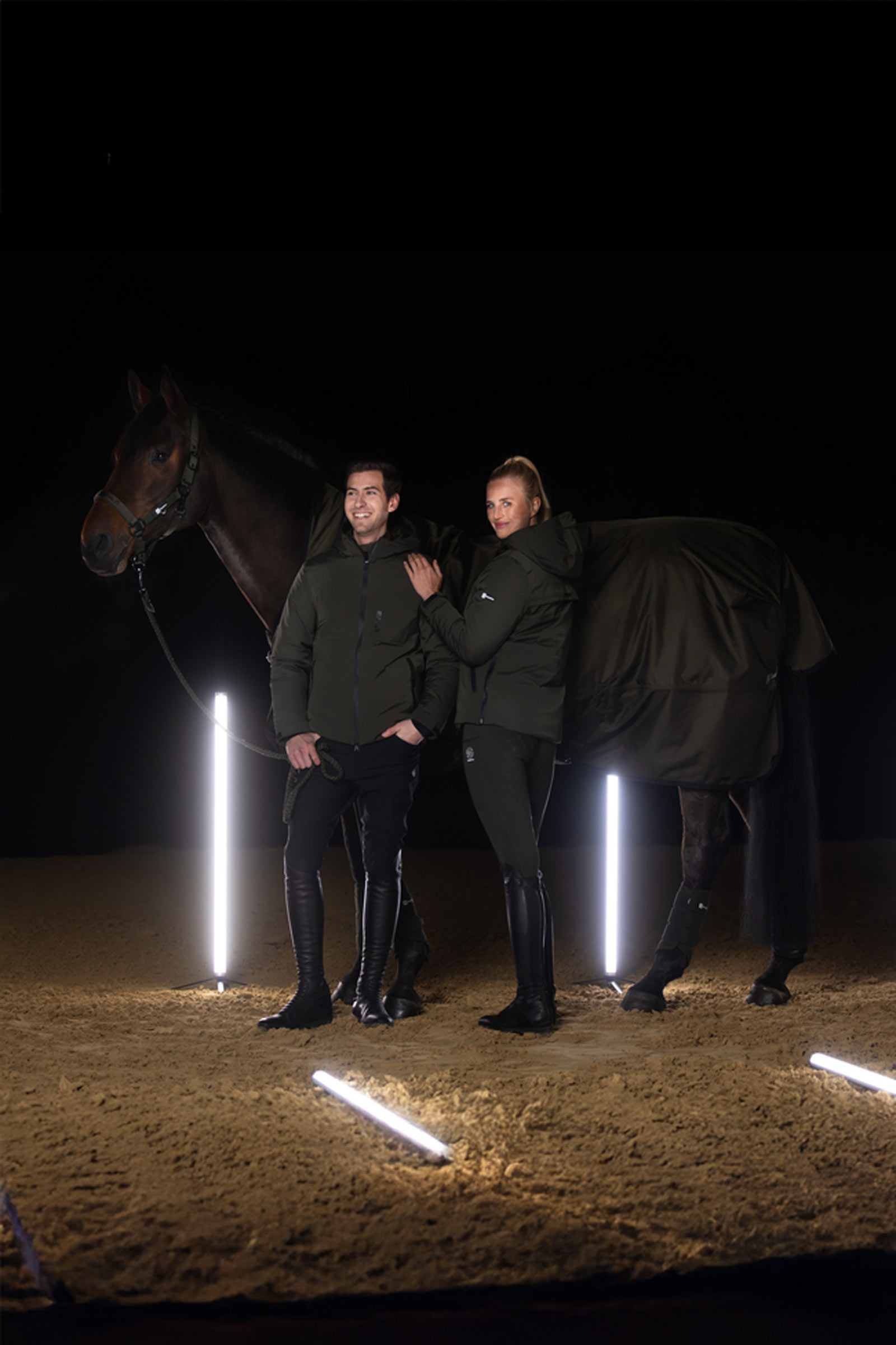 Eskadron Dynamics AW25 Halfter mit Dornschnalle doppelt