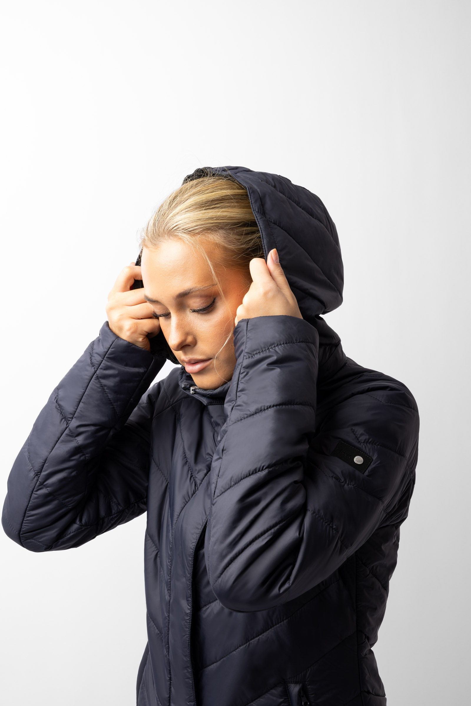 Horze Aurora Gefütterte Damen Parka Reitjacke mit abnehmbarem Rock