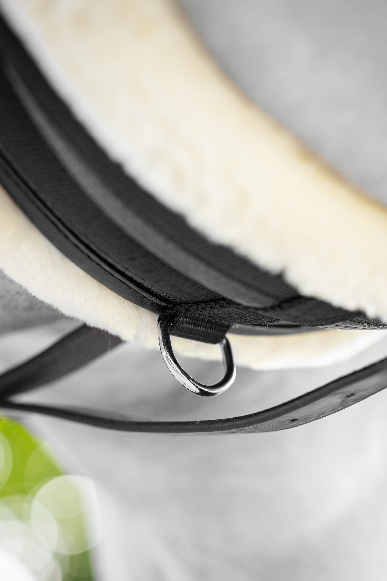 LeMieux anatomischer Sattelgurt mit Fleeceüberzug