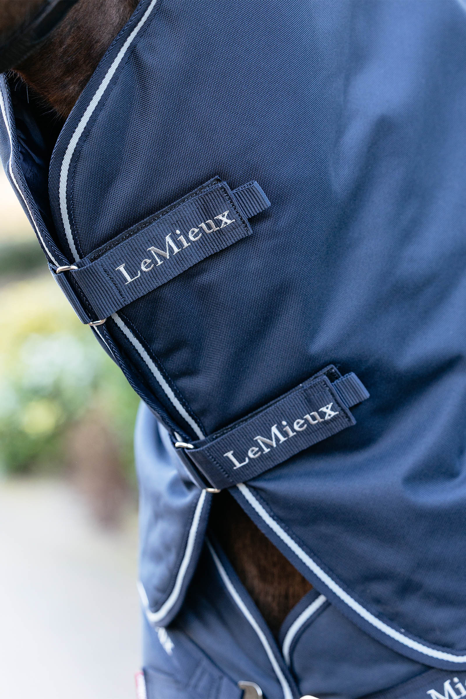 LeMieux Arika Storm-Tek Outdoordecke mit abnehmbarem Halsteil, 100 g