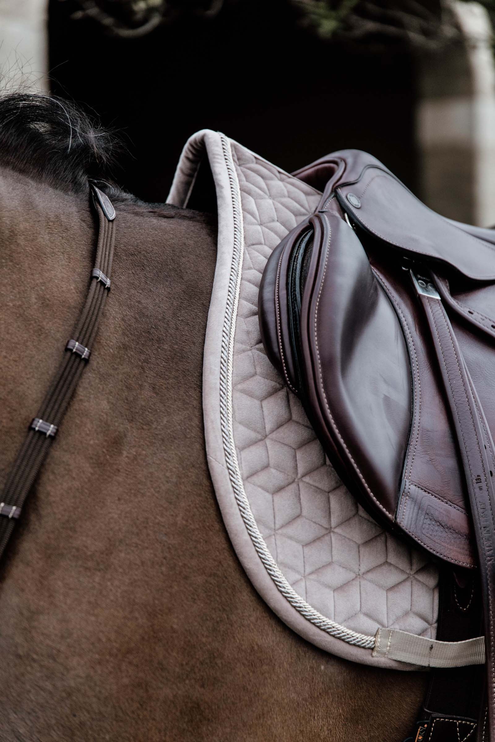 Kentucky Horsewear Velvet Basic Springschabracke