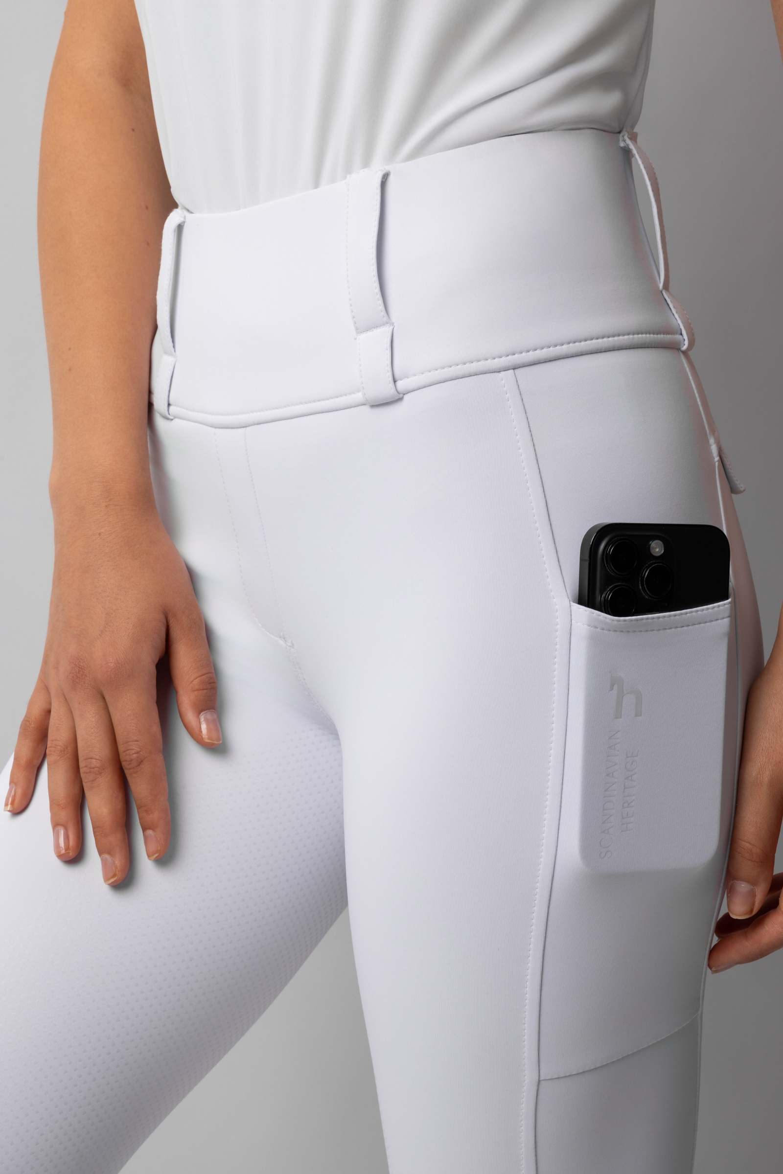 Horze Damenreitleggings Anya mit Vollbesatz aus Silikon UPF 50+