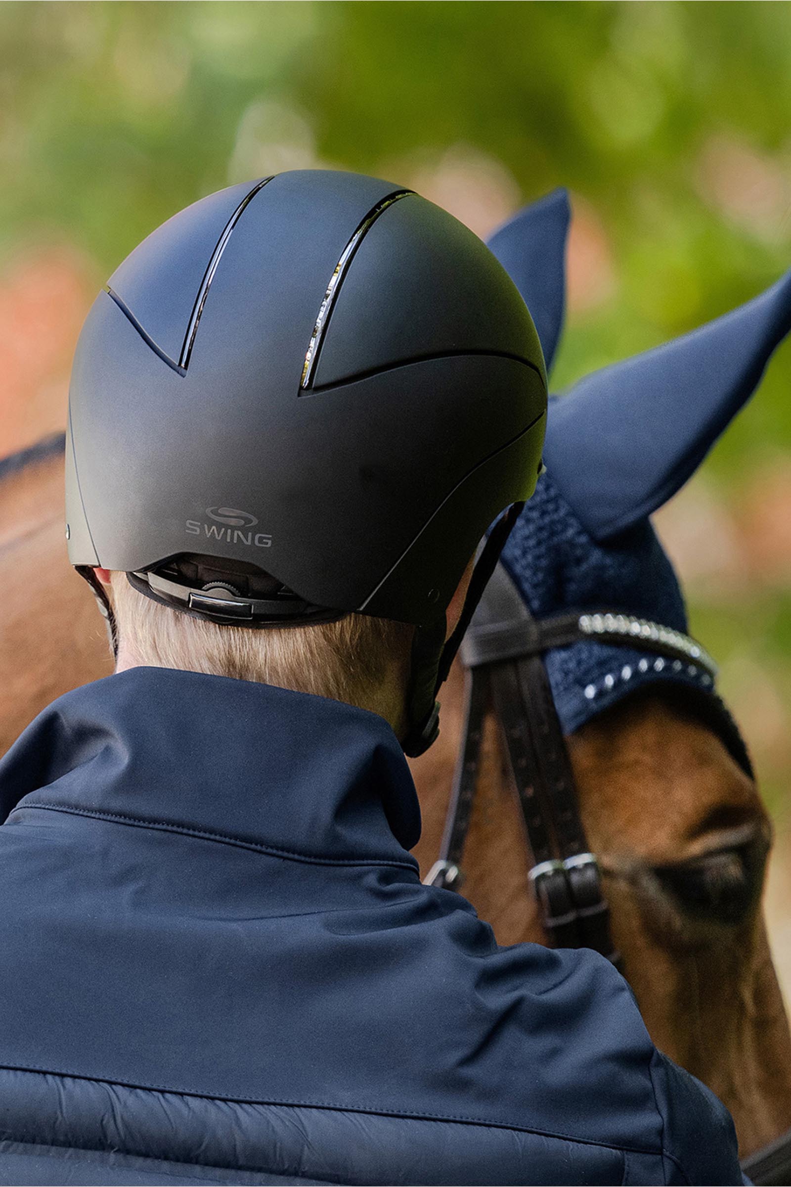 SWING H24 Chrome Reithelm