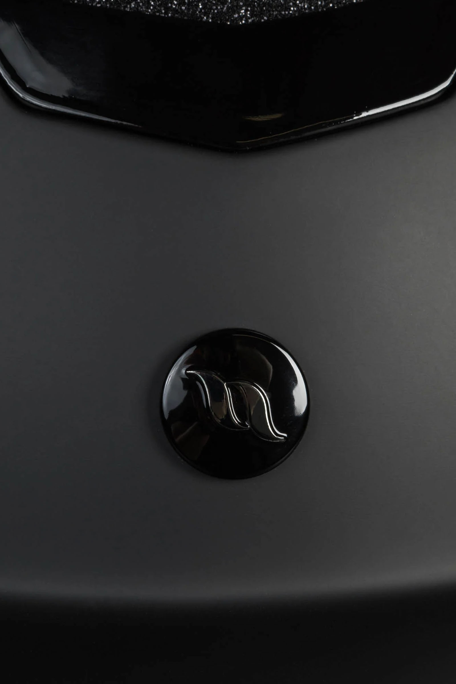 Back on Track Caracas Reithelm mit glatter Oberseite