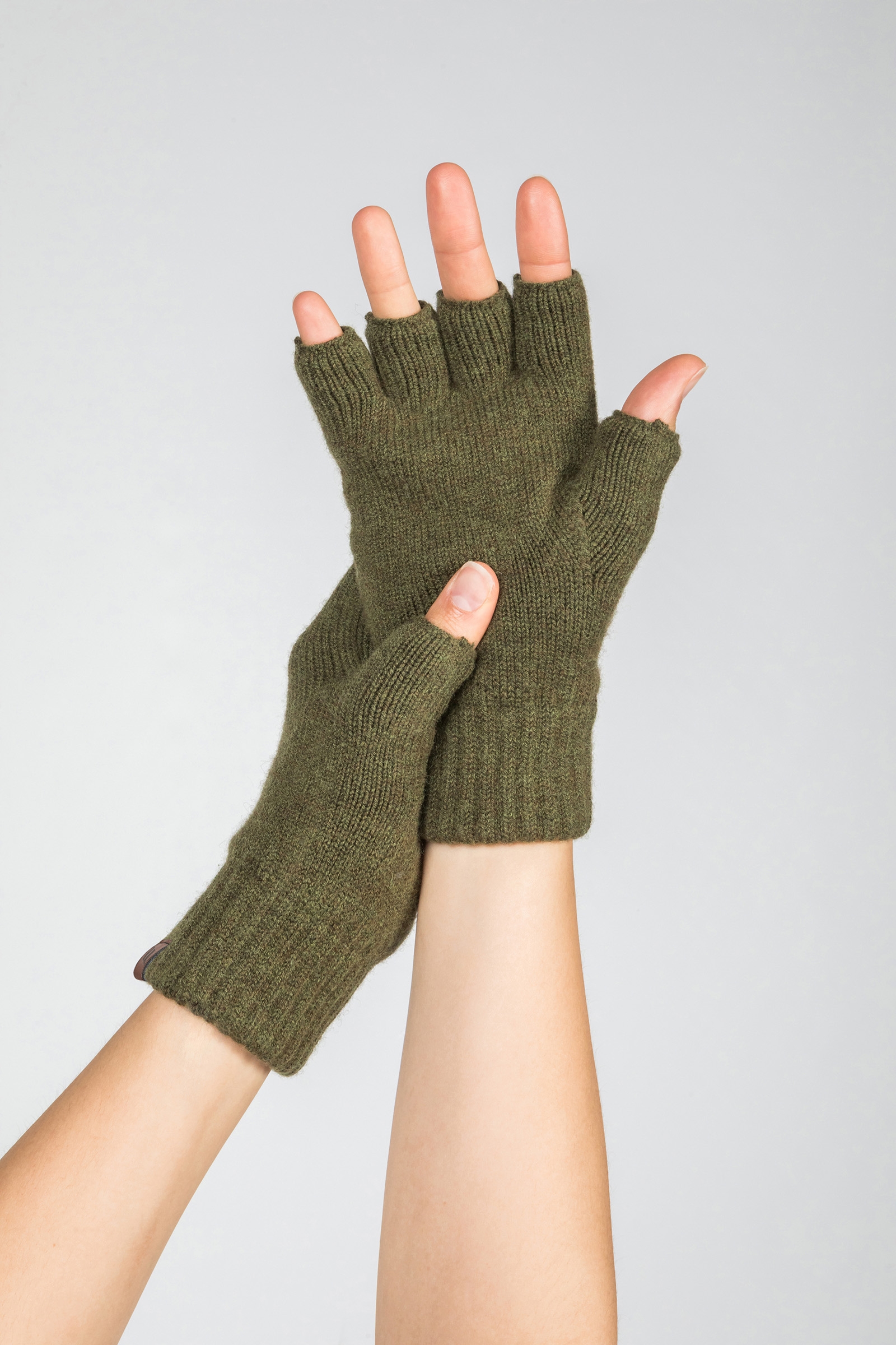 Back On Track Half Finger Gloves