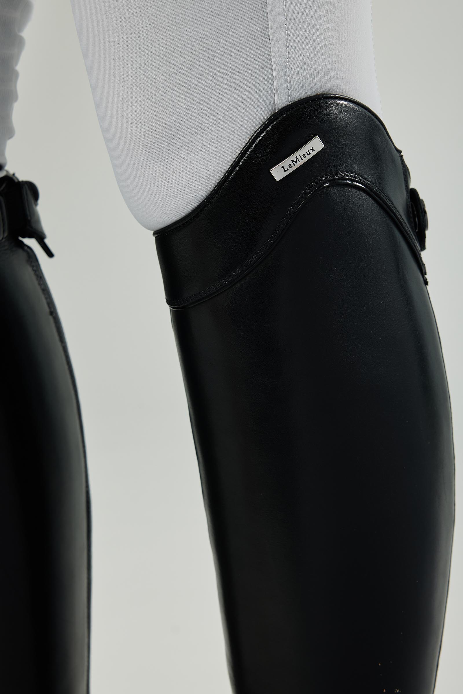 LeMieux Reitstiefel mit Schn&uuml;rung, regul&auml;re Schafth&ouml;he