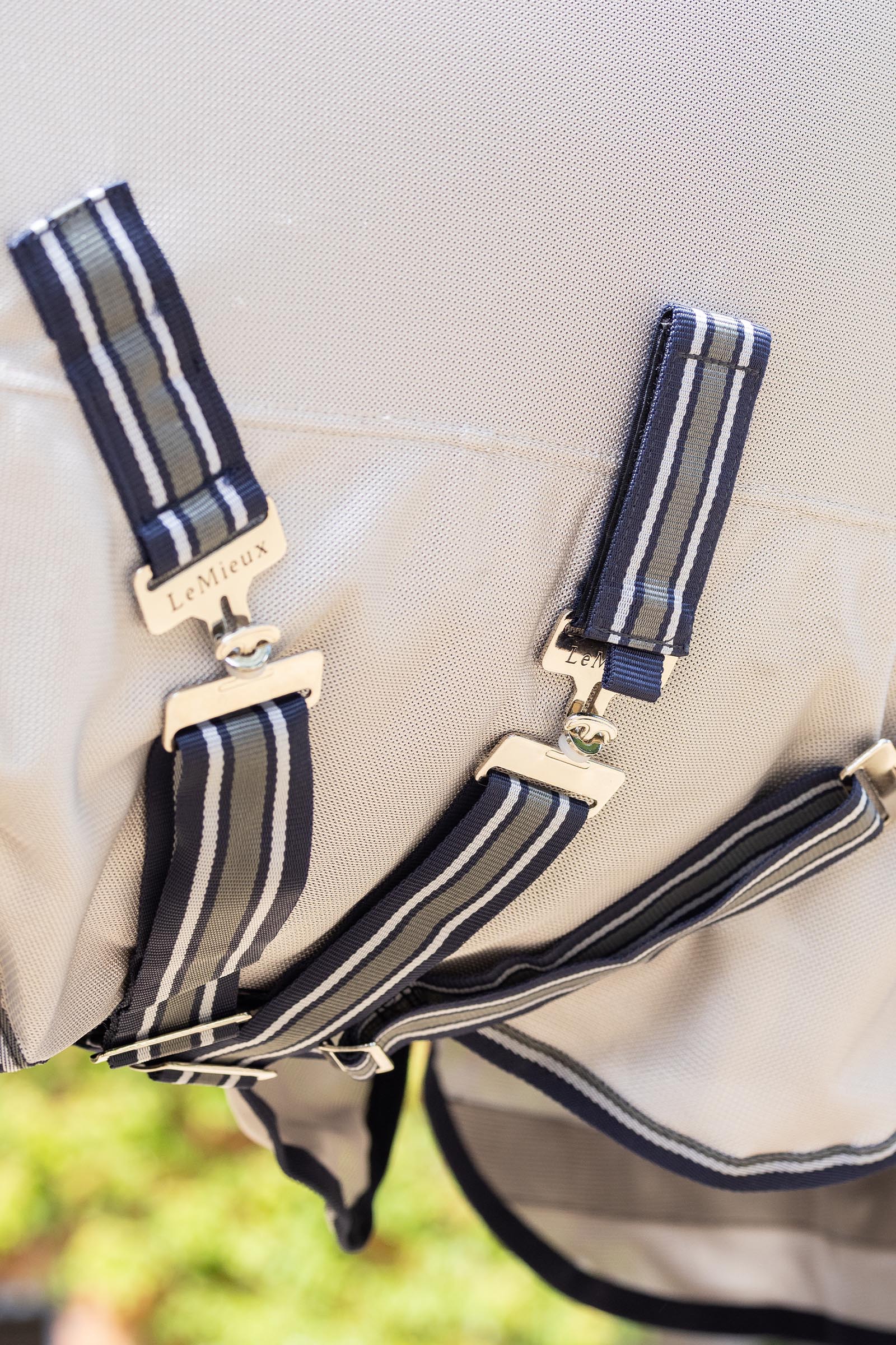 LeMieux Arika Armour-Tek Fliegendecke mit abnehmbarem Halsteil