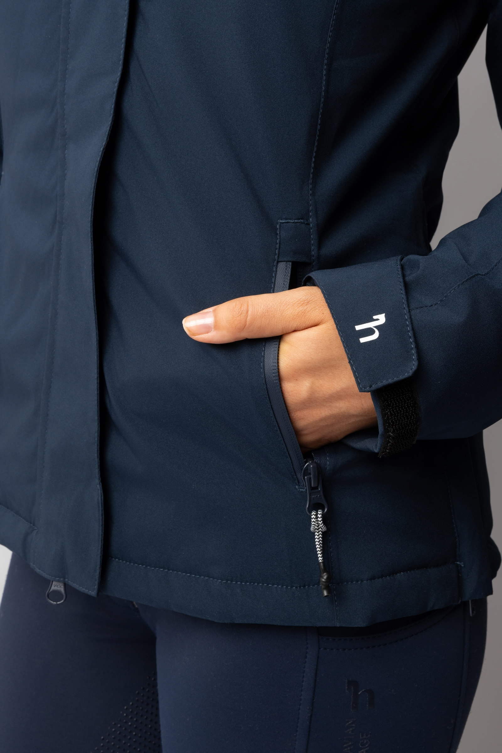 Horze Camila Damen wasserdichte wattierte Jacke