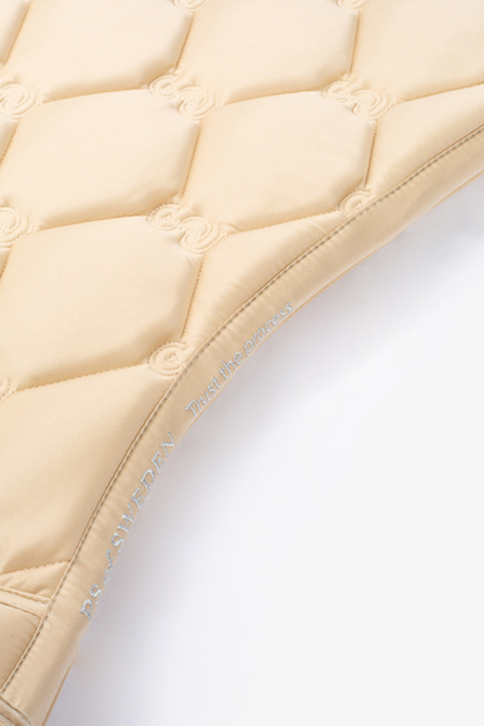 PS of Sweden Ruffle Springschabracke