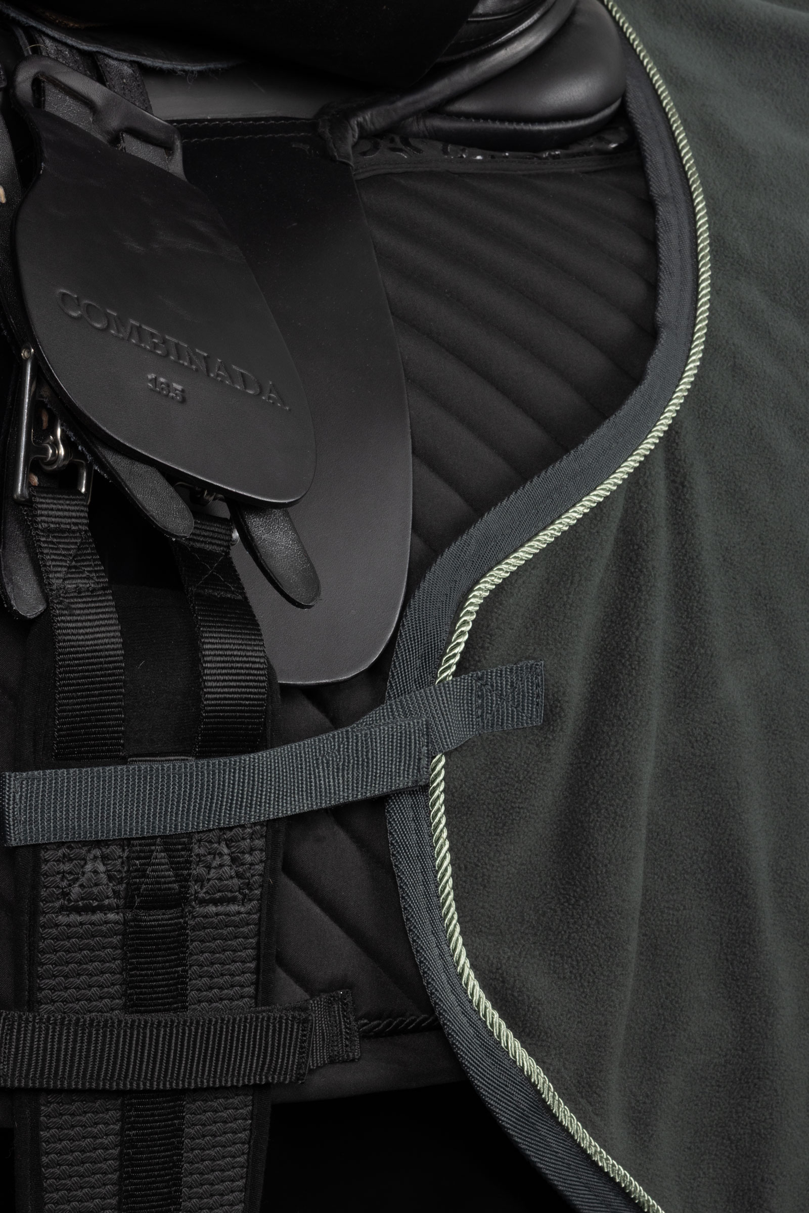 B Vertigo Cosy Reitdecke f&uuml;r Pferd und Reiter